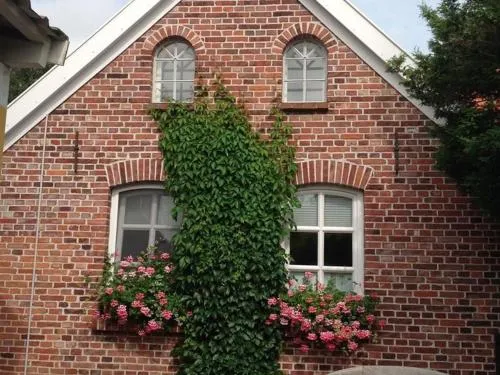 Klaassen- Ferienhaus Up Warf in Emden, Deutschland