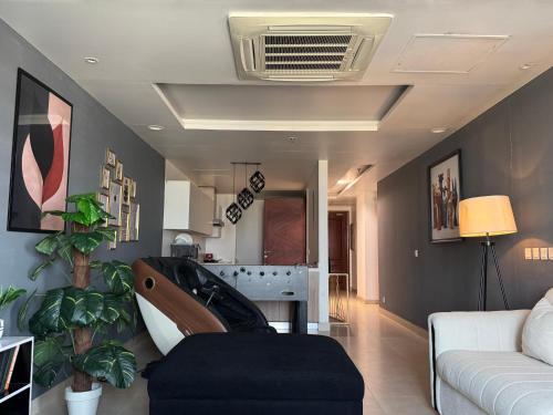 High-Rise PRESIDENTIAL SUITES In Goldcrest Mall & Residency DHA Lahore - image 6