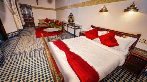 Riad Razane Panoramic Rooftop - Renovated Recent - image 4