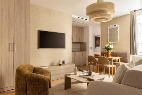 Refined Apartment a c 1CH 4P - Champs de Mars