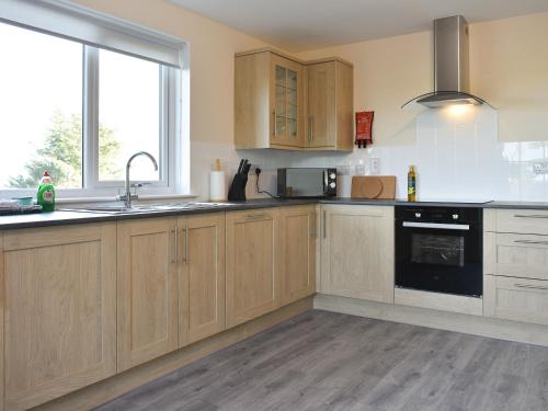 Konyha, Benwells Holiday Cottage in Mintlaw
