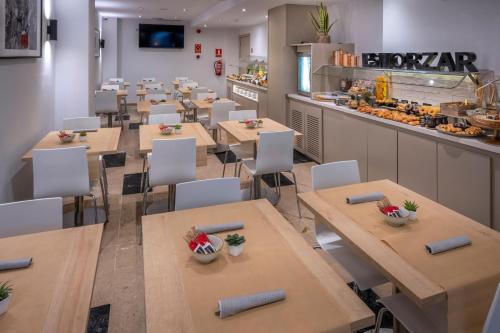 Restoran, Hotel Serhs del Port in Sant Antoni