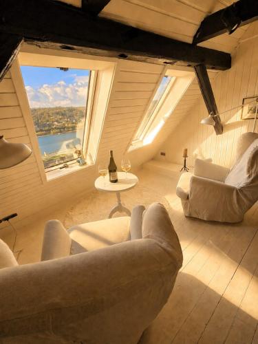 Skats, Ferienhaus Vier-Burgen-Rhein-Blick Oberes Mittelrheintal in Lorch-Lorchhausen