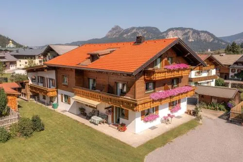 Gästehaus Schmid in Grän, Österreich