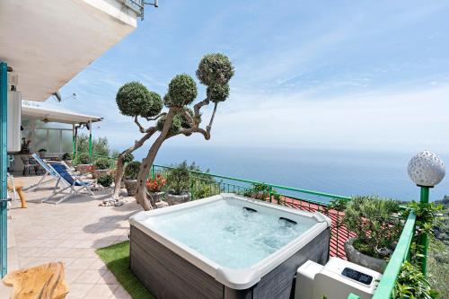 Ulivello House Sea View