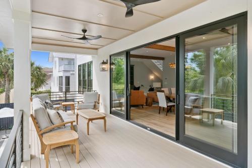 116 Compass Point - image 5