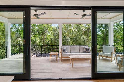 116 Compass Point - image 2