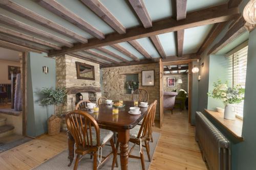 Létesítmények, Lady Lovell Cottage 10 min walk to Burford - Pass the Keys in Fulbrook