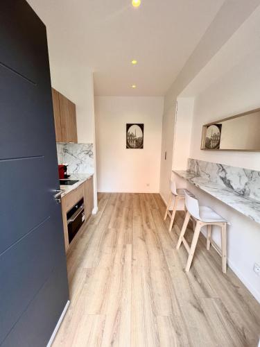 Appartement moderne - Paris 20e proche métro - image 3