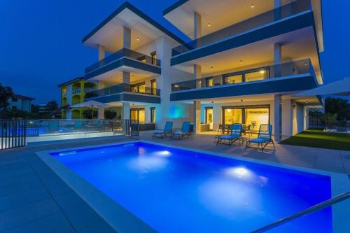 Apartments Luna – khách sạn tại Milcetici