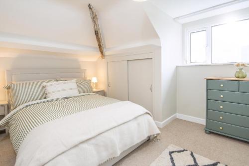 Seadmed, Lamb Cottage in Herbrandston