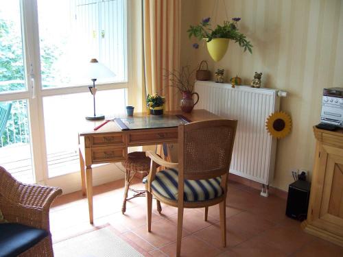 Zinnowitz Residenz Sanssouci Strandnahe Wohnung 26 mit WLAN W26S auch mit Hund möglich - image 25