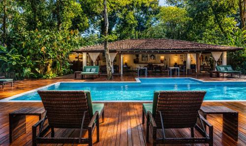 Casa em Trancoso - Ótima localização - Condomínio com piscina