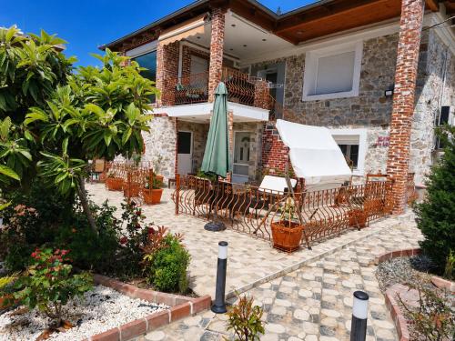 Exterior view, Giorgos Suite - Jacuzzi Hideaway in Lydia, Kavala in Lidia