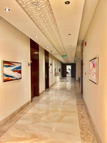 شقق الشرفة للشقق المفروشة -AlSHORFA FURNISHED APARTMENT in الحمراء