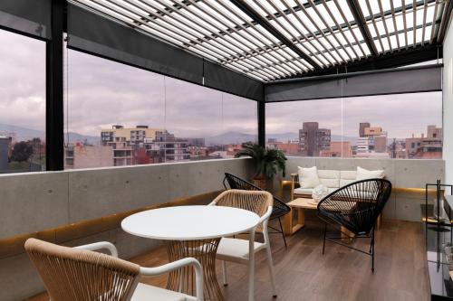 Hotel Black Tower Premium in West (Corporative-Industrial Area)