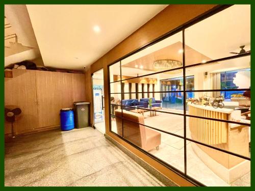 Exterior view, SEA BEACH HOTEL - Fully Air Conditioned - RO-BE-INN - PURI - Near Shree Jagannath Temple - Golden Be in Baliapanda