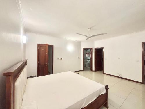 Elegant Comfort Villa Stay in เกาะรูบอนโด