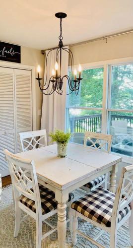 Riverfront Carriage House Cottage in Warsaw KY Apartment - image 14