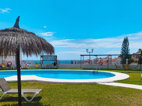 Newly renovated townhouse with sea view and pool