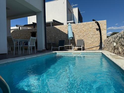 PALMandre (Pag Apartment Luxurious), Mandre