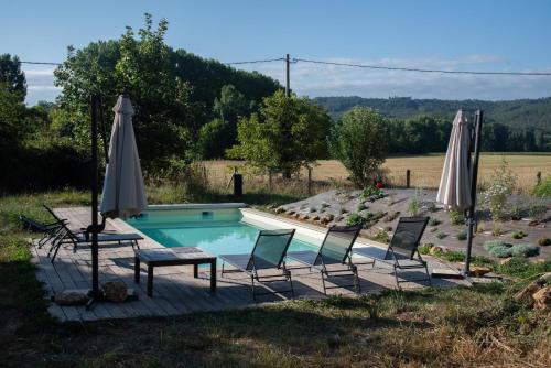 Peldbaseins, Grange de la ferme de Belcayre in Saint-Leon-sur-Vezere