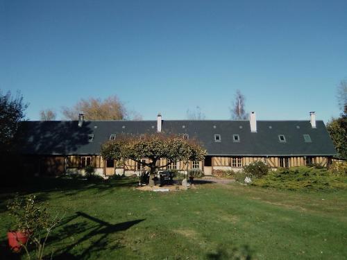 Mise au vert in Le Mesnil-Eudes
