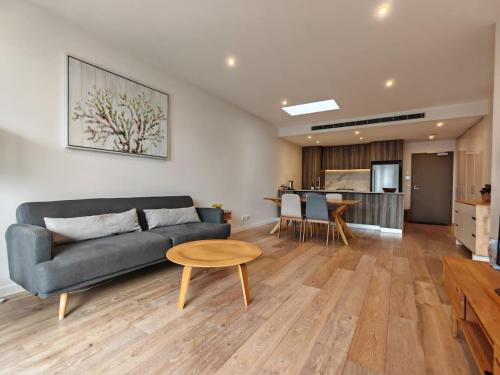 Cosy Convenience 2BR APT in North Ryde - image 8