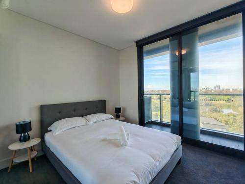 Parkview Chic Sydney Olympic Park - image 13