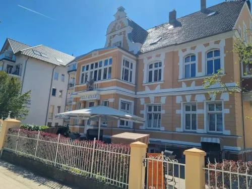 Villa Adler- Waldseite in Ahlbeck, Deutschland