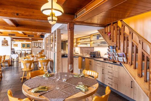 Hotel Restaurant Hirschen 4