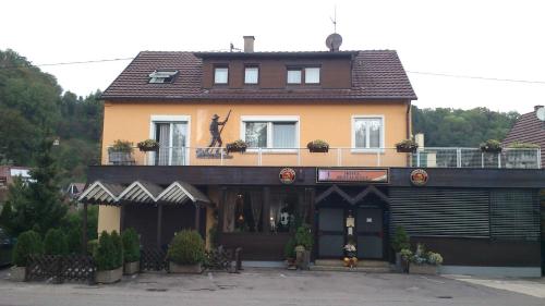 Zum Flößer