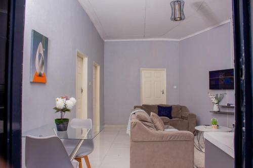 设施服务, Contemporary one-bedroom apartment in Kariba Heights - 2382 in 卡里巴