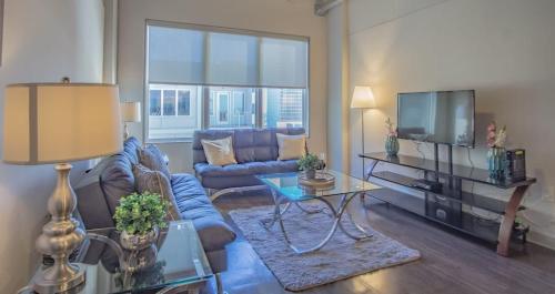 Midtown Fully Furnished Apartments - Great Location apts - image 2