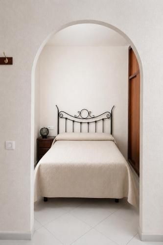 Hostal Muriel - Tap to explore photos