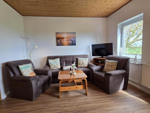 Ferienbauernhof Kruse Ferienwohnung Kirchblick – khách sạn tại Fehmarn