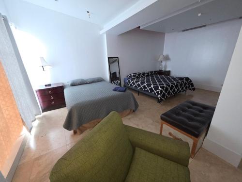 Affordable Stays at Quisqueya Room 8 3rd Floor – khách sạn tại Hato Rey Central