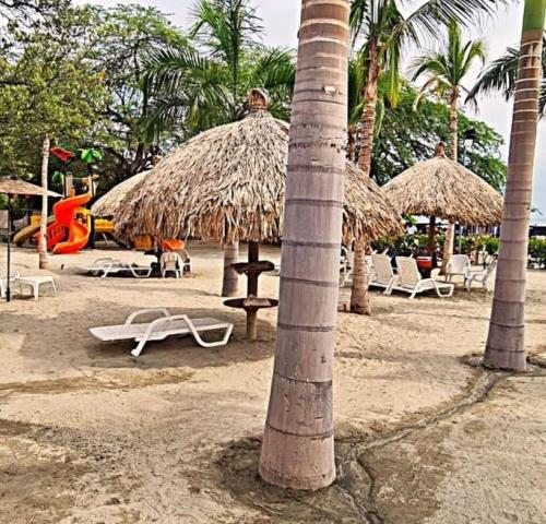 Apartamento Cautivador SAMARIA CLUB DE PLAYA con Salida Directa Al Mar y Sus Hermosas Playas de Pozos Colorados Santa Marta