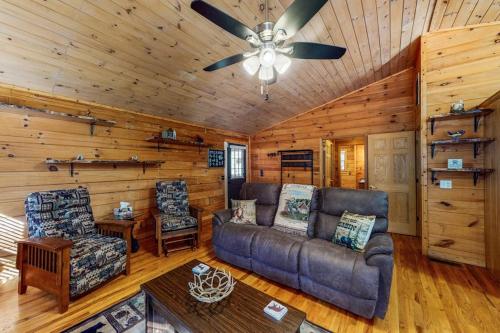 Misty Mountain Retreat in Rabun Gap, USA