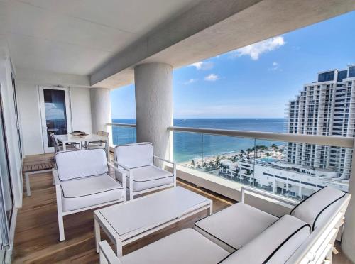 Luxury Fort Lauderdale Beach Resort in Fort Lauderdale, USA