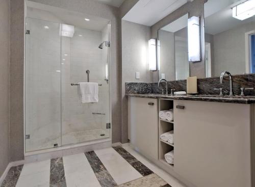 Luxury Fort Lauderdale Beach Resort in Fort Lauderdale, USA