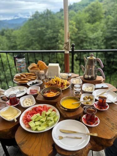 Ēdiens un dzērieni, Elagza Dag Evi in Yaylaköy