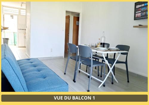 Chambre Carnaval Abymes Guadeloupe in Les Abymes