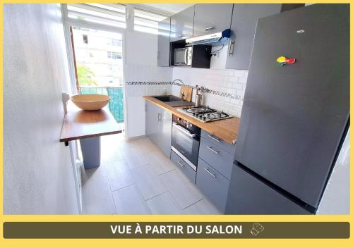 Chambre Carnaval Abymes Guadeloupe in Les Abymes