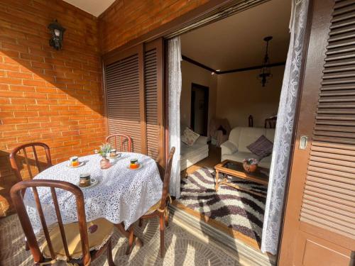 Casa aconchegante para família- 3,5 km do centro histórico