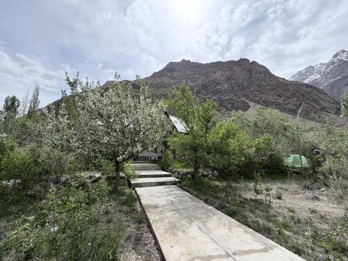 花園, PAMIR GBAO Rivak Private Karima's house in 霍羅格