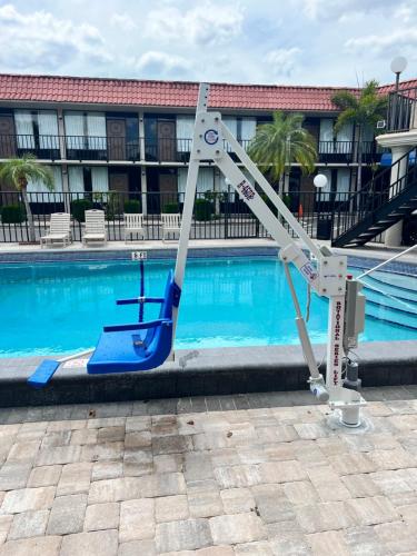 Úszómedence, Tarpon Shores Inn in Tarpon Springs (FL)