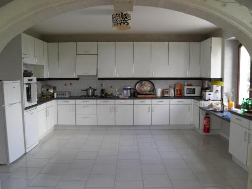 LaVigieduSambuc fr - 12 chambres et piscine in Colognac