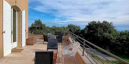 LaVigieduSambuc fr - 12 chambres et piscine in Colognac