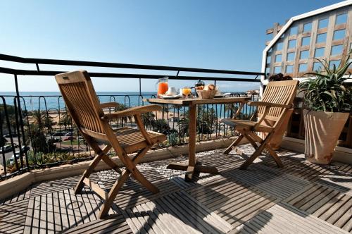Double Room with Balcony and Sea View